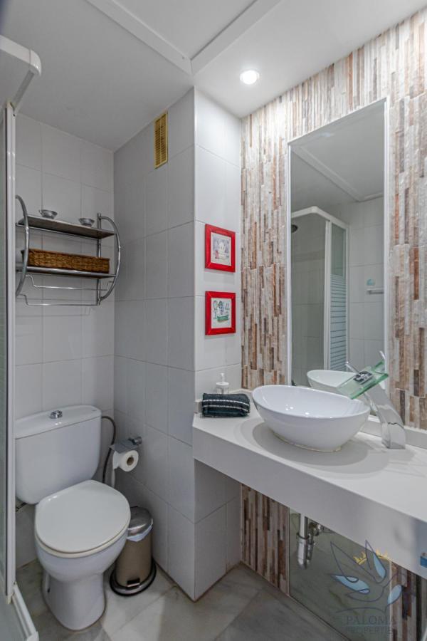 Apartment In Puerto Marina With Beautiful Views Of The Sea And The Boats *